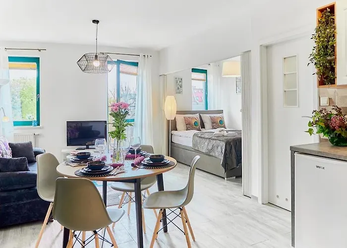 Golden Hour Apartments- Armii Krajowej 9