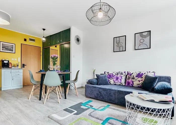 Golden Hour Apartments- Armii Krajowej 9 *