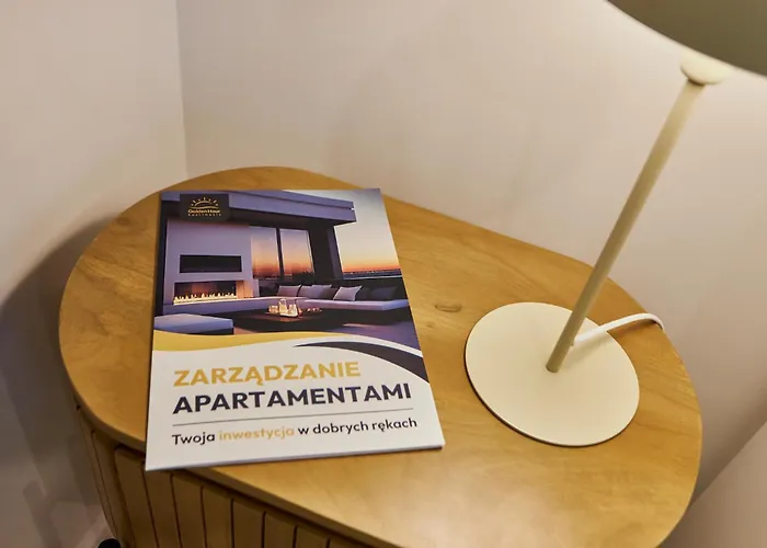 Golden Hour Apartments- Armii Krajowej 9 شقة سفينويتشي